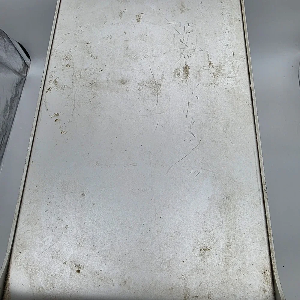 Apple Mac Pro A1186 From 2007 Not Tested **FOR PARTS/NEEDS REPAIR**
